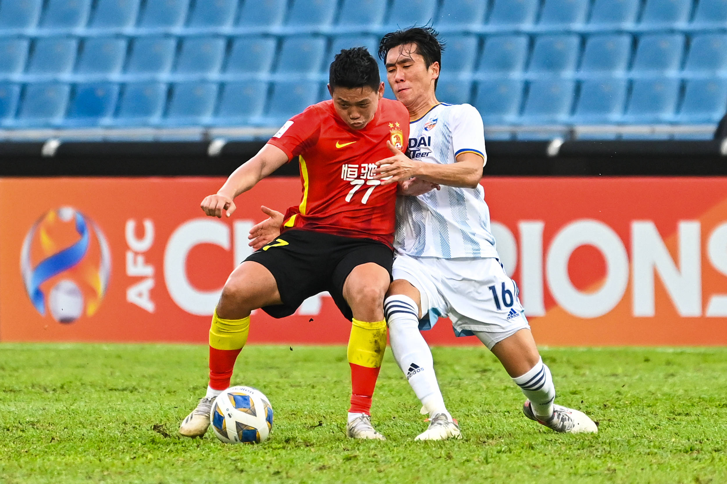 九游体育官网-刚刚！窗口期浙江队调整名单以备亚冠广州队今夜篮板制胜，德约科维奇在塞尔维亚队比赛中失利的简单介绍